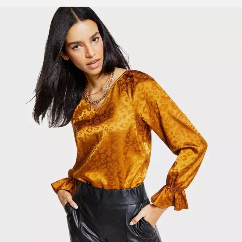 NWT BAR III SZ XS ORCHE ANIMAL PRINT TOP